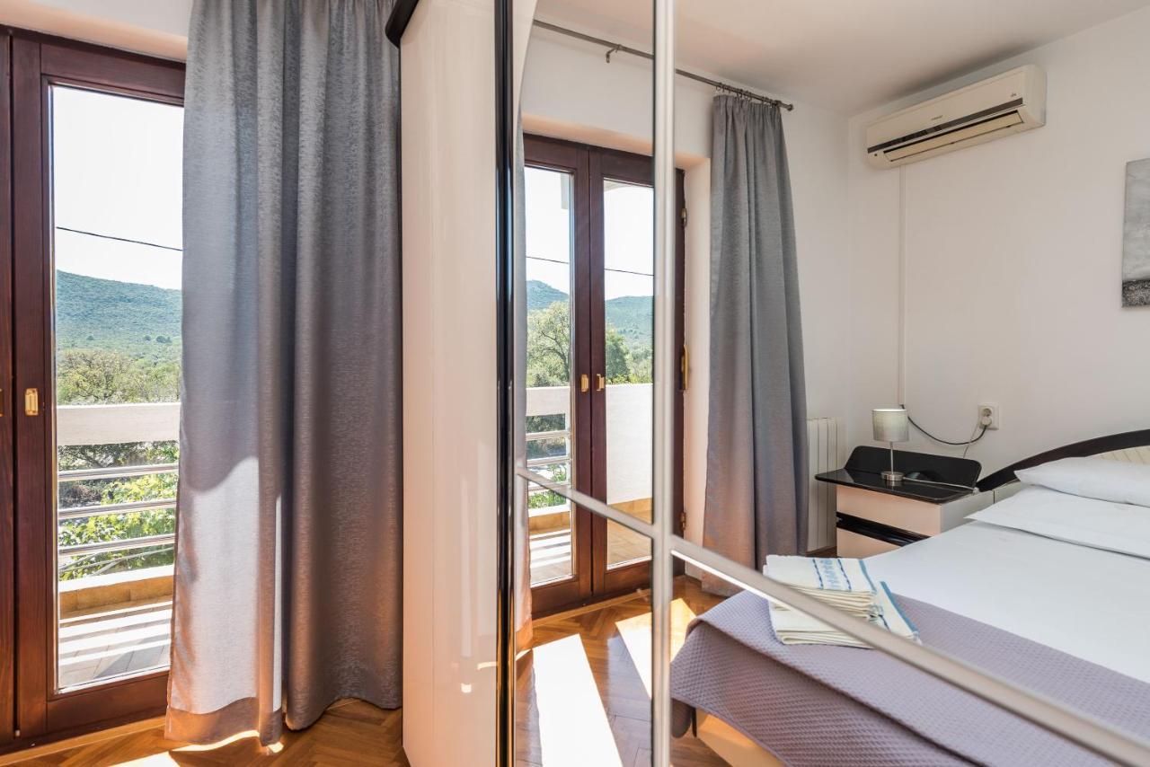Stedi Apartment Lukoran Экстерьер фото