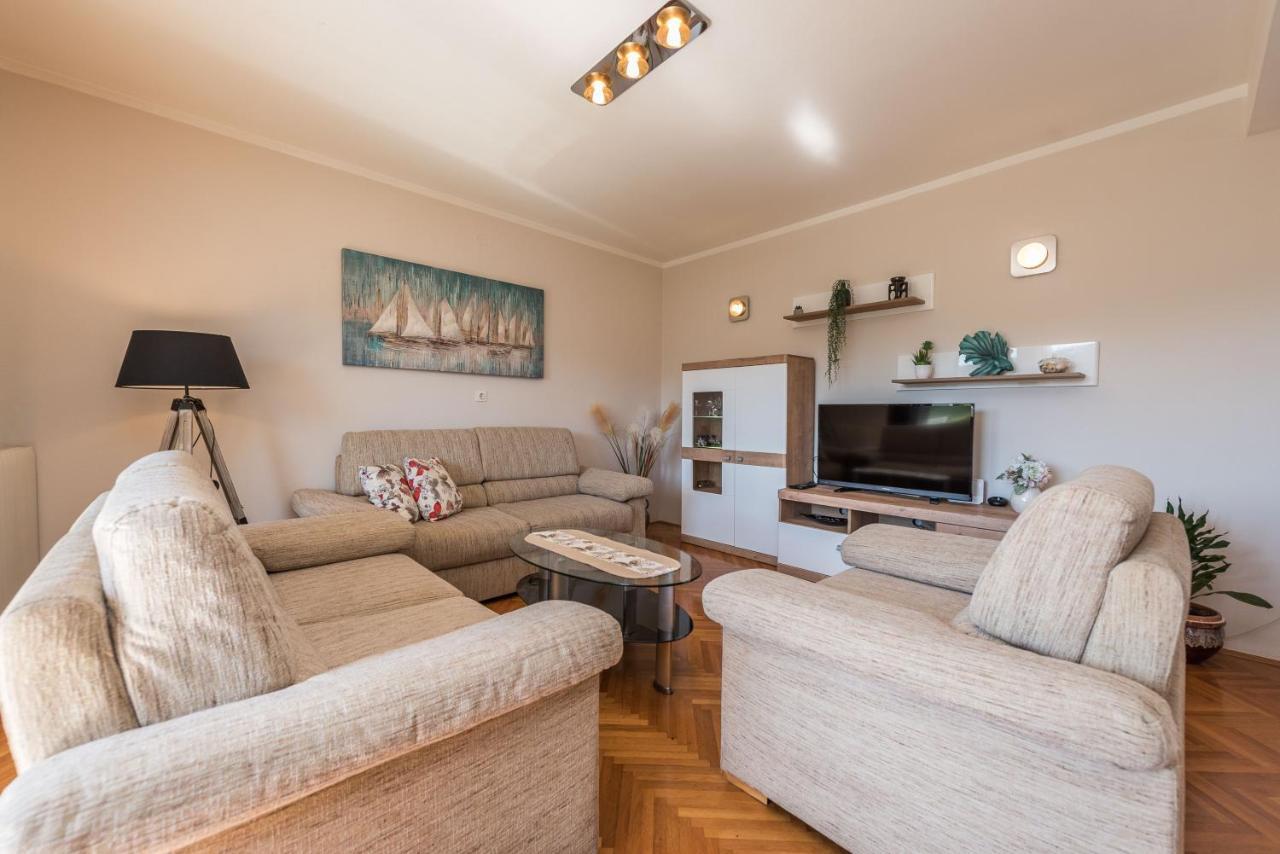 Stedi Apartment Lukoran Экстерьер фото